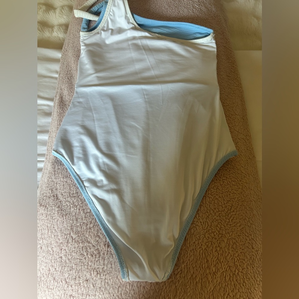 Cupshe Color block Bathing Suit - Picture 8 of 13